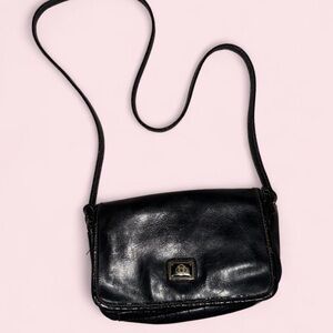 Elegant Black Leather Crossbody Bag
